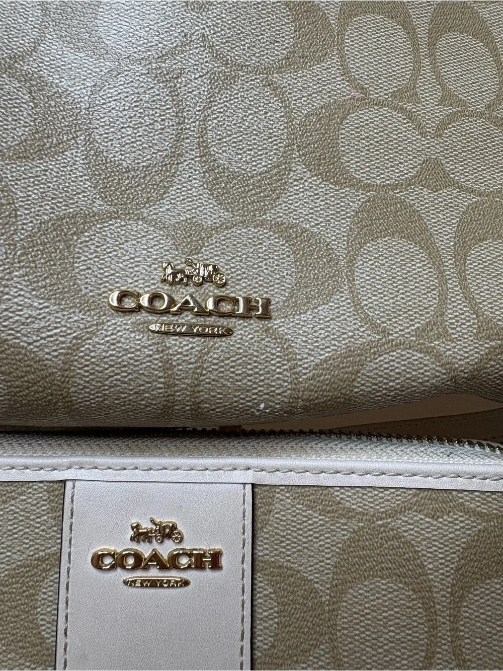 Coach Beige Signature Canvas Shoulder Bag with White Trim and Matching Wallet - Picture 14 of 16